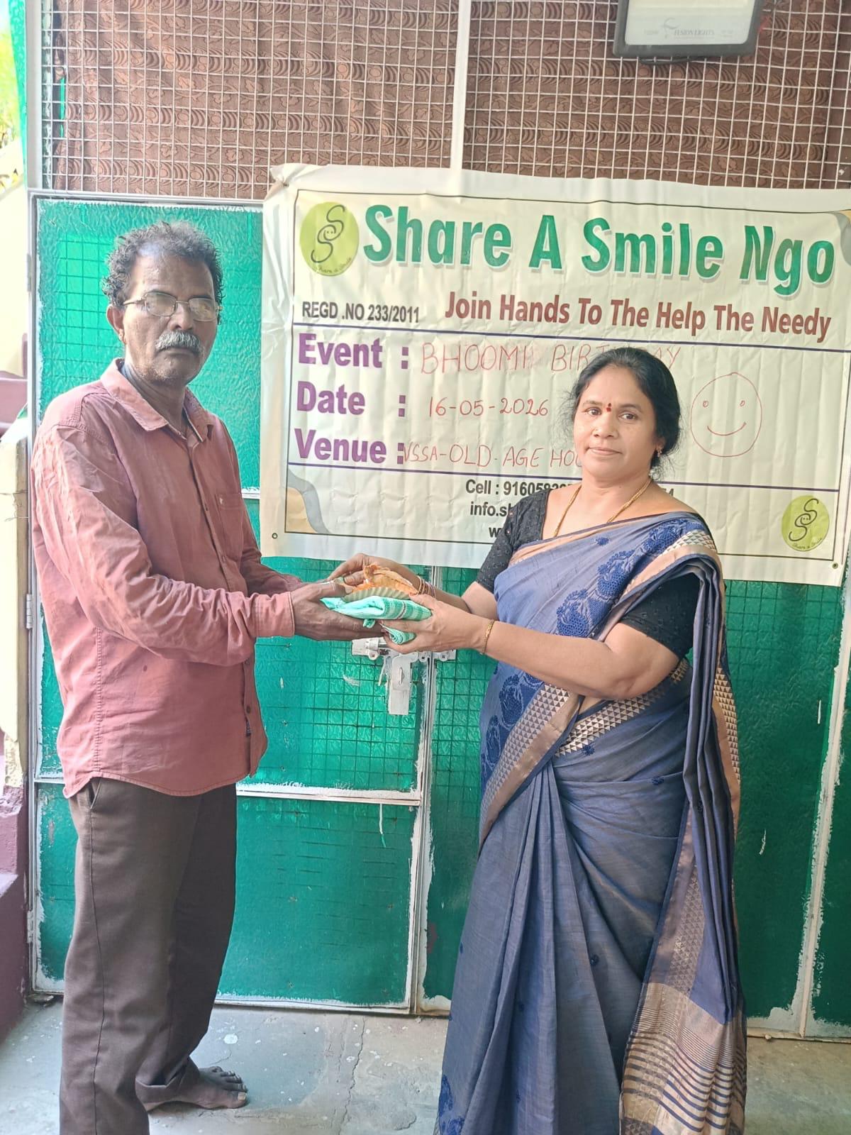 Share A Smile program moment